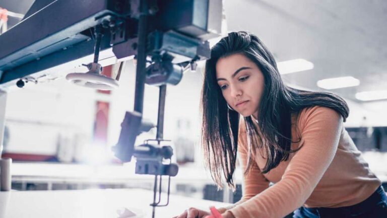 <strong>Cloth Making Jobs in USA with Visa Sponsorship</strong>