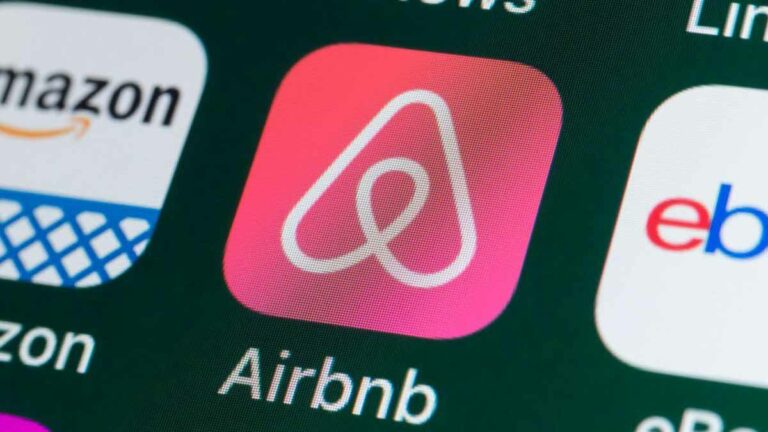 How to Leave a Review on Airbnb