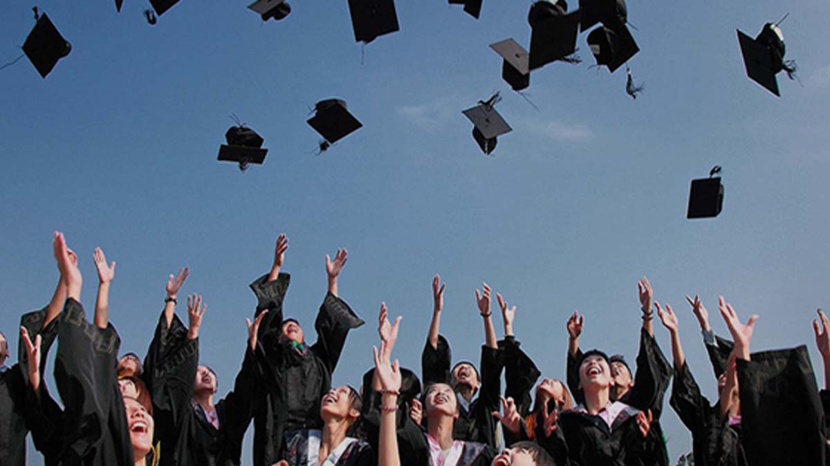 Annabelle Moore Scholarship – Eligibility Requirements and Application Deadlines