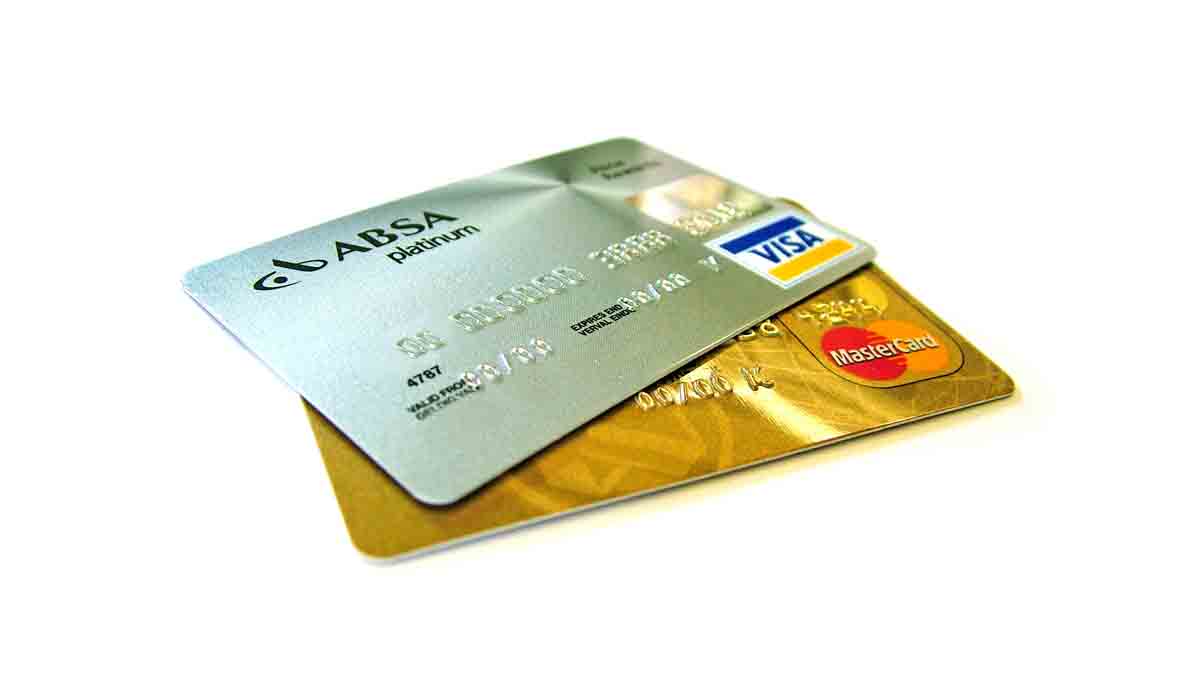 What Are Revolving Credit Cards