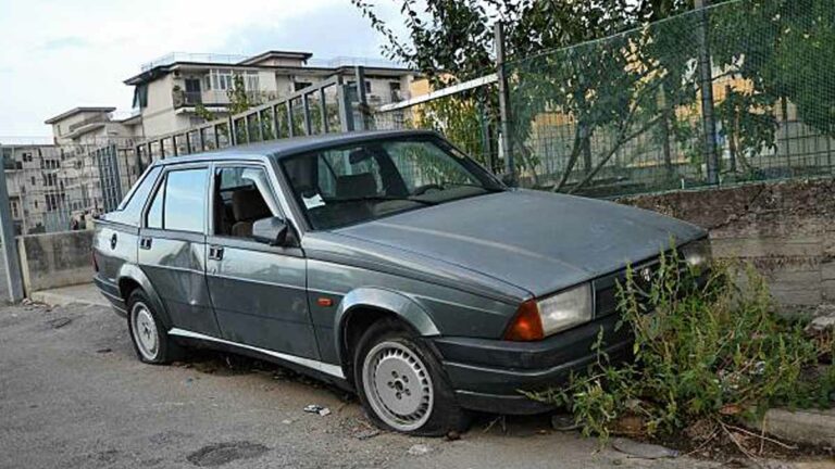 Can Insurance Companies Refuse to Insure You